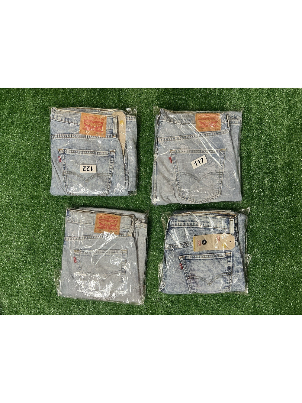 Lot of 4 Levi’s Men’s Jeans 505 514 527 Size 34x32 Straight Bootcut Denim